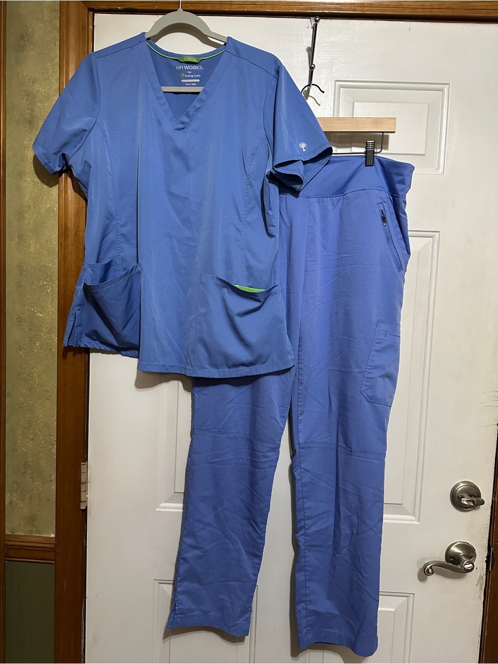 HH Works by Healing Hands Scrub Set Monica Top & Tyra Pants Ceil Blue Large
